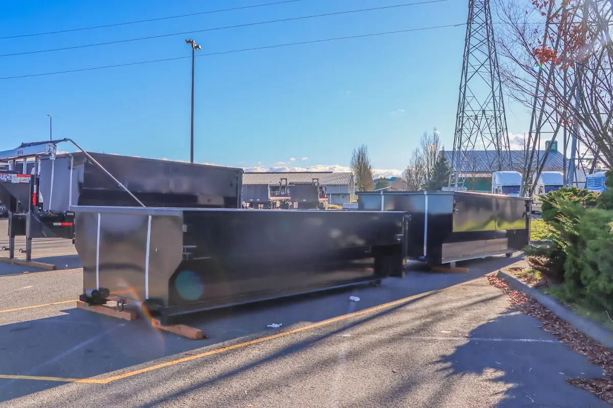 Professional dumpster rental and junk removal service in St. Clair